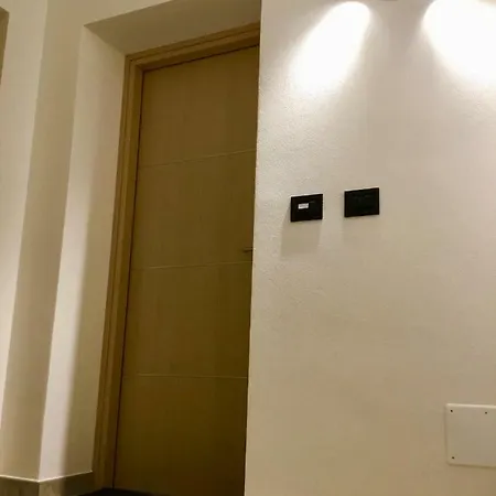 Casa Elite Lägenhet Cuneo